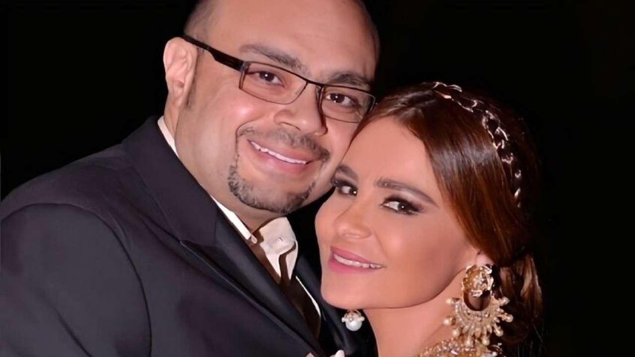 كارول سماحة تنعي زوجها وليد مصطفى والنجوم يواسونها
