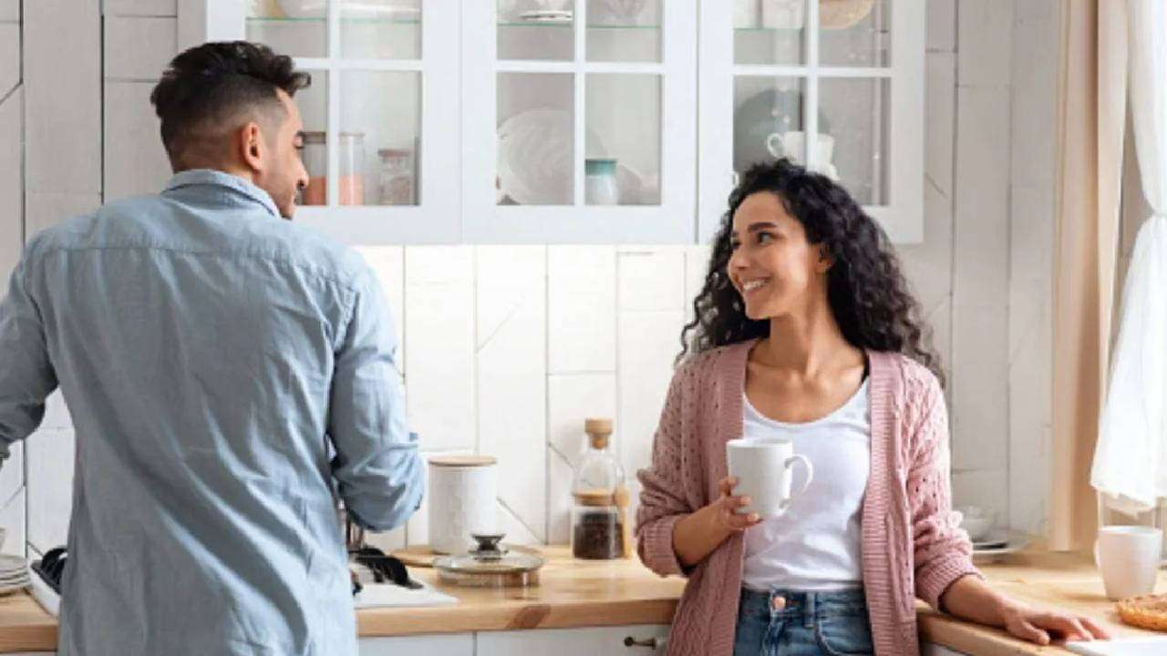 النصيحة الزائدة في الزواج.. متى يتحول الاهتمام إلى عبء